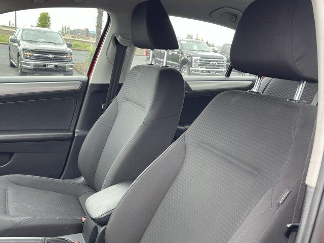 2015 Volkswagen Jetta - $8,747