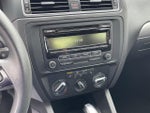 2015 Jetta Thumbnail 17