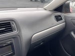 2015 Jetta Thumbnail 18