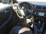 2018 Jetta Thumbnail 9