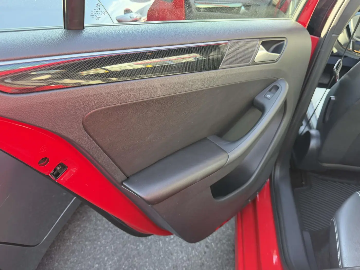 2015 Volkswagen Jetta - $10,838