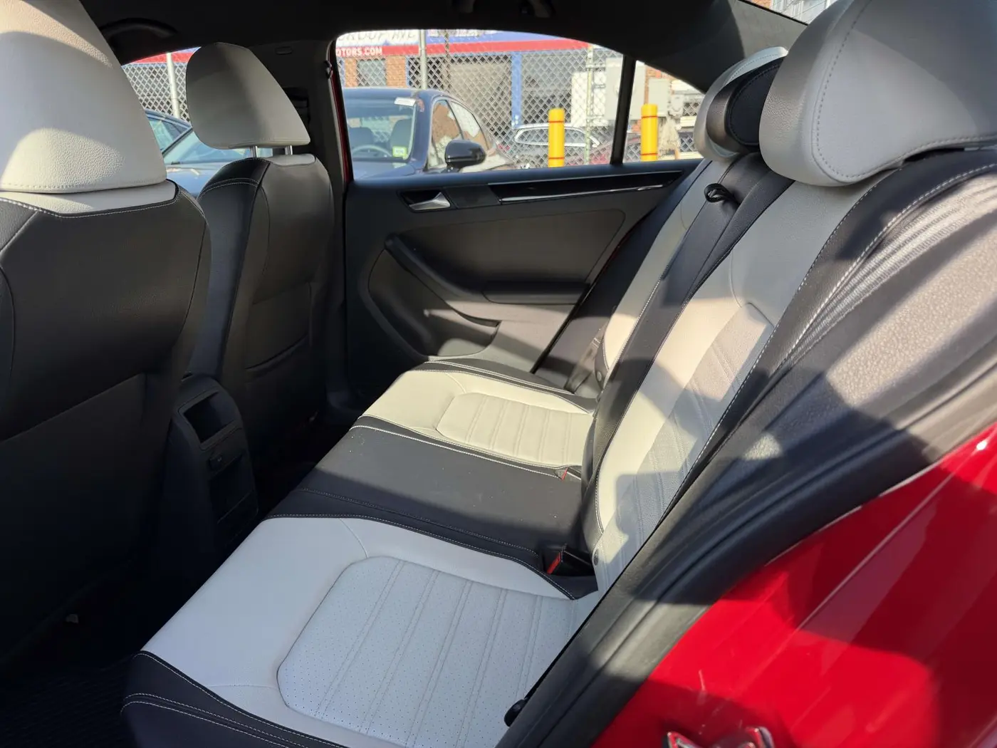 2015 Volkswagen Jetta - $10,838