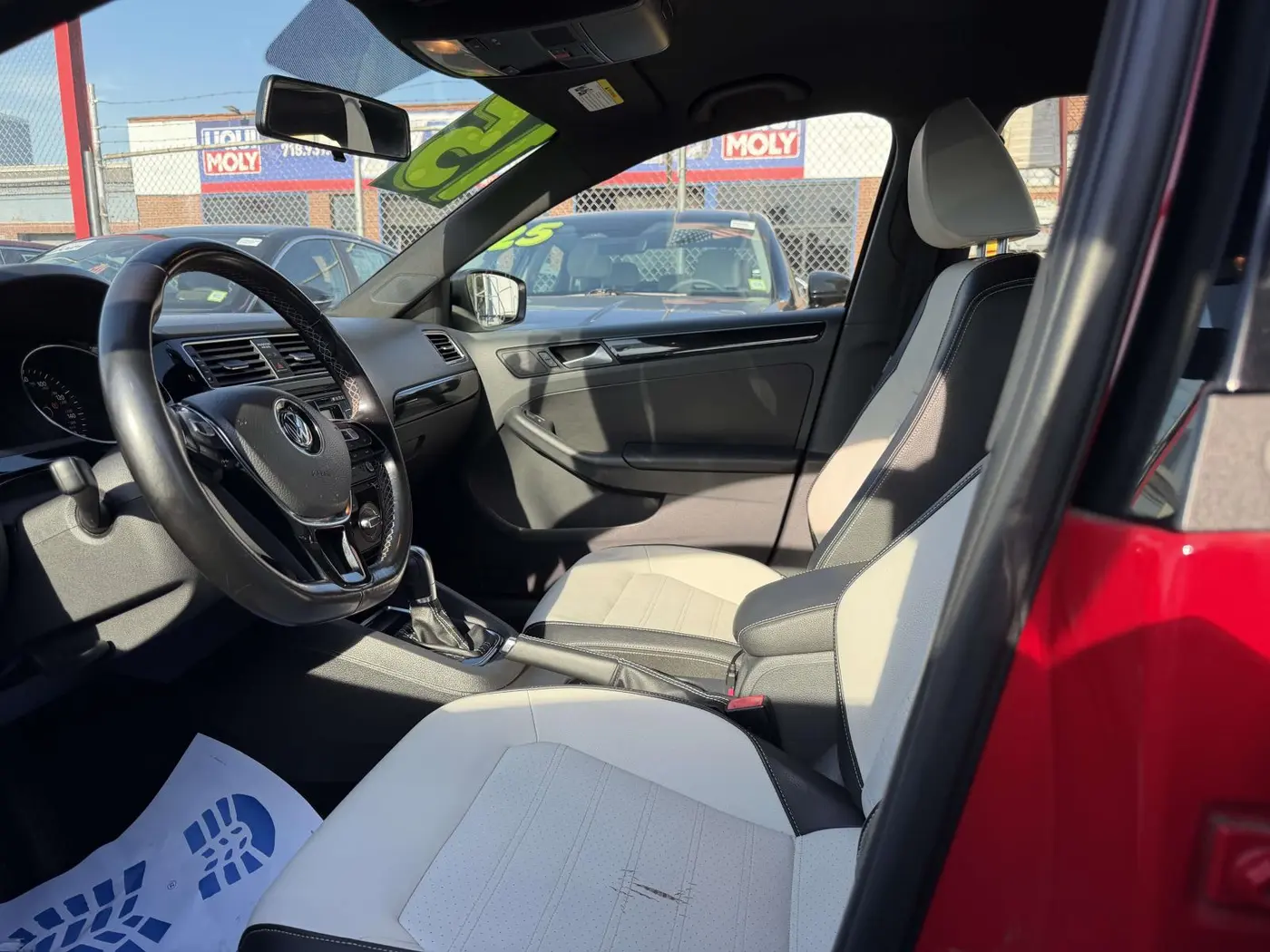 2015 Volkswagen Jetta - $10,838