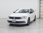 2016 Jetta Thumbnail 4