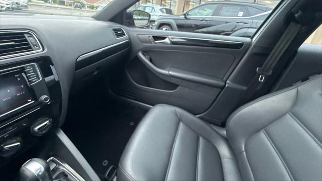 2018 Volkswagen Jetta 1.8T SE Sport