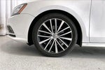 2016 Jetta Thumbnail 6
