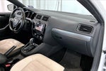 2016 Jetta Thumbnail 27