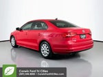 2015 Jetta Thumbnail 9