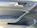 2018 Golf SportWagen Thumbnail 28