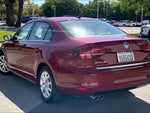 2017 Jetta Thumbnail 12