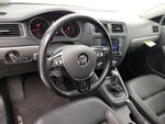 2017 Jetta Thumbnail 9