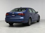 2017 Jetta Thumbnail 8