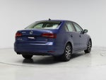 2017 Jetta Thumbnail 8