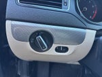 2018 Jetta Thumbnail 9