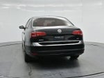2018 Jetta Thumbnail 21