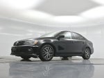 2018 Jetta Thumbnail 38