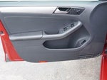 2017 Jetta Thumbnail 10