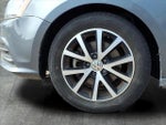 2017 Jetta Thumbnail 9