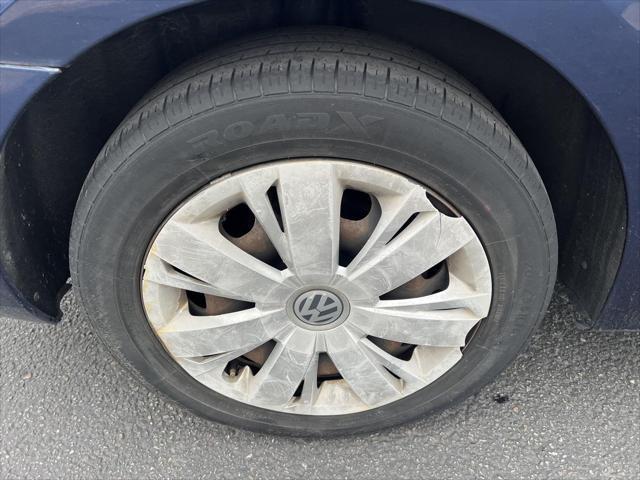 2013 Volkswagen Jetta - $4,494