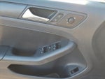 2012 Jetta Thumbnail 17