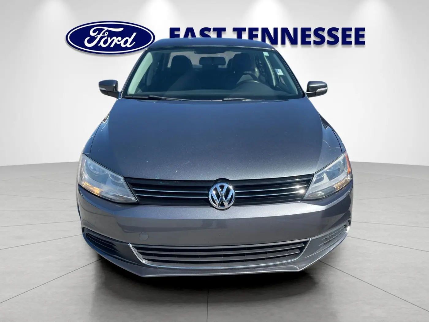 2013 Volkswagen Jetta - $9,788