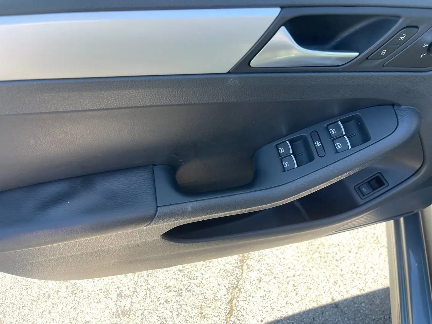 2013 Volkswagen Jetta - $9,788