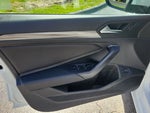2019 Jetta Thumbnail 16