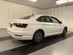 2019 Jetta Thumbnail 5