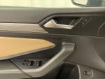 2019 Jetta Thumbnail 11