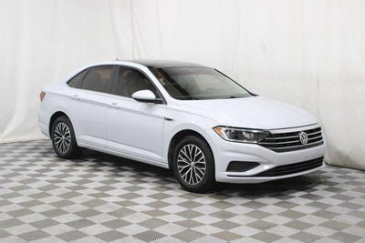2019 Volkswagen Jetta SEL 4DR Sedan