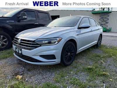 2019 Volkswagen Jetta SEL 4DR Sedan