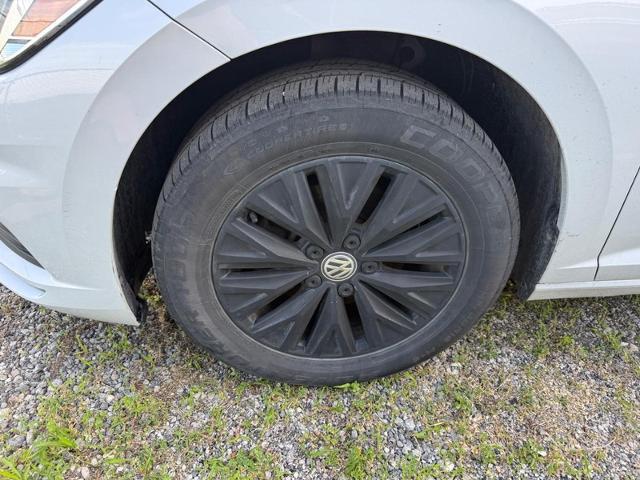 2019 Volkswagen Jetta - $14,812