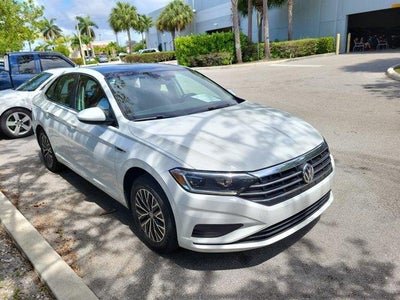 Photo of a 2019 Volkswagen Jetta SEL 4DR Sedan Ulev for sale