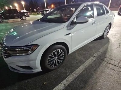 2019 Volkswagen Jetta SEL 4DR Sedan Ulev