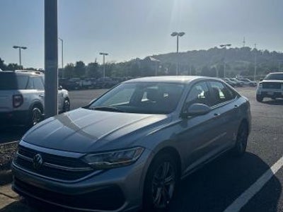 2023 Volkswagen Jetta SE 4DR Sedan