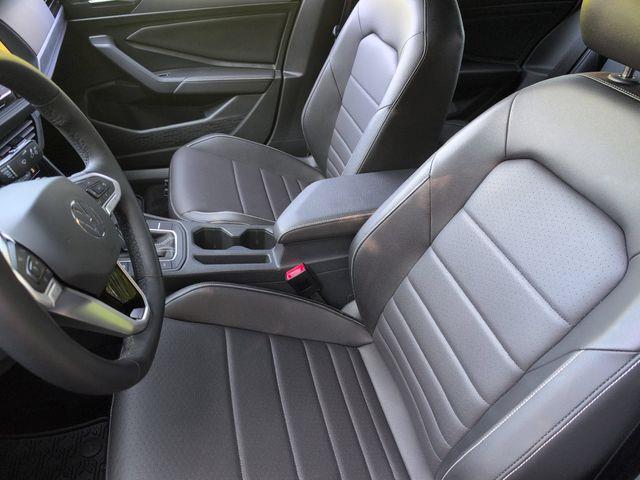2023 Volkswagen Jetta - $19,900