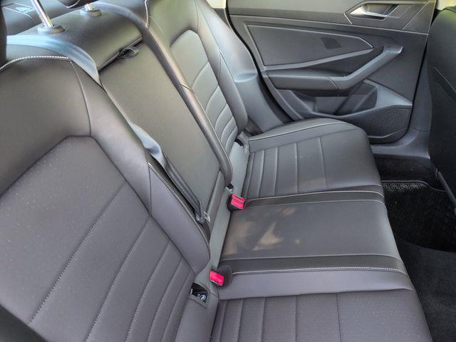 2023 Volkswagen Jetta - $19,900