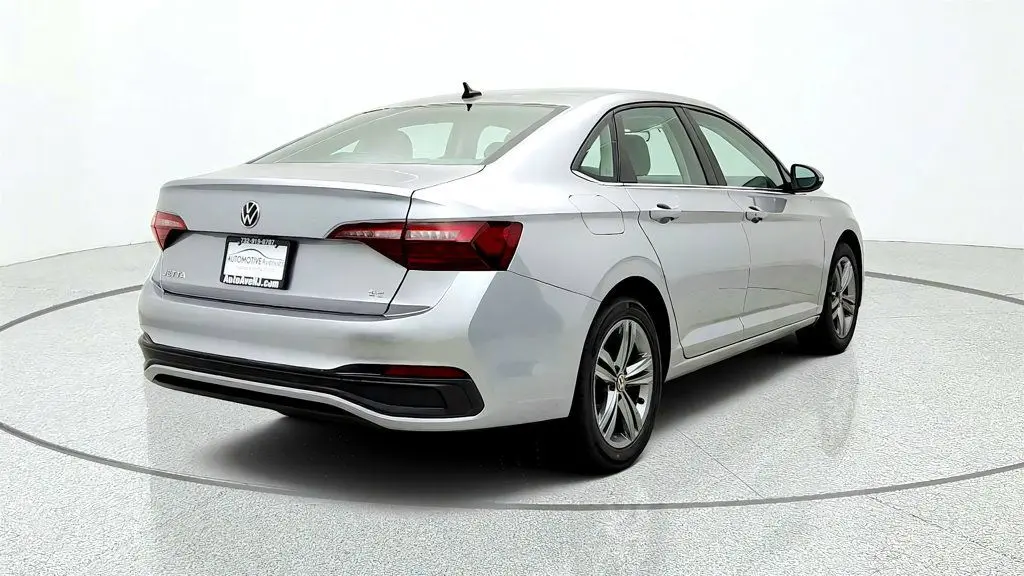 2024 Volkswagen Jetta - $15,995