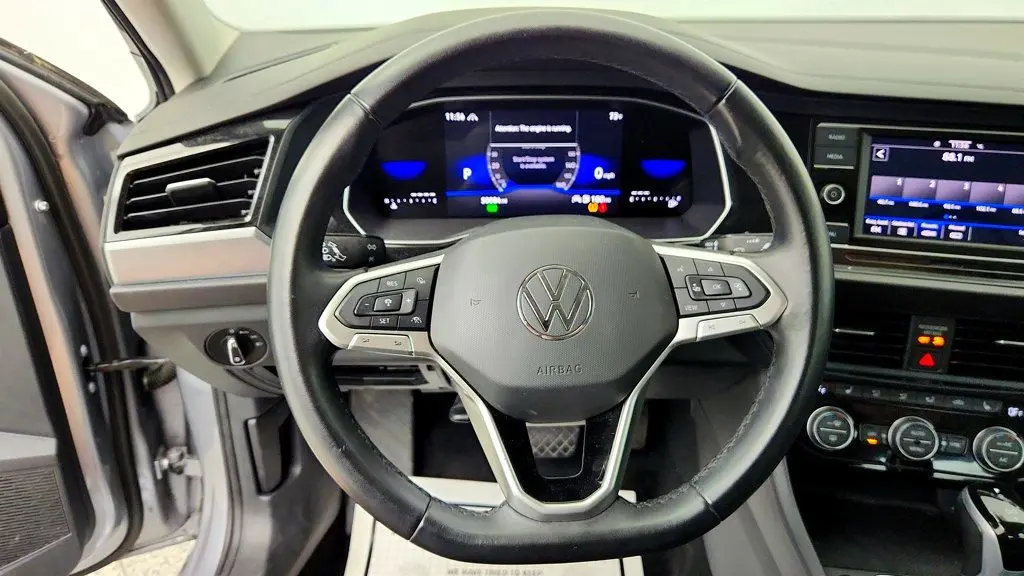 2024 Volkswagen Jetta - $15,995