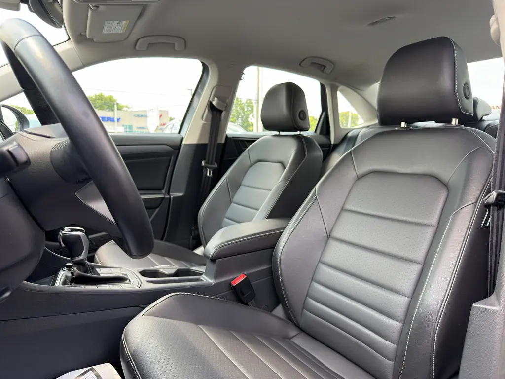 2024 Volkswagen Jetta - $21,995