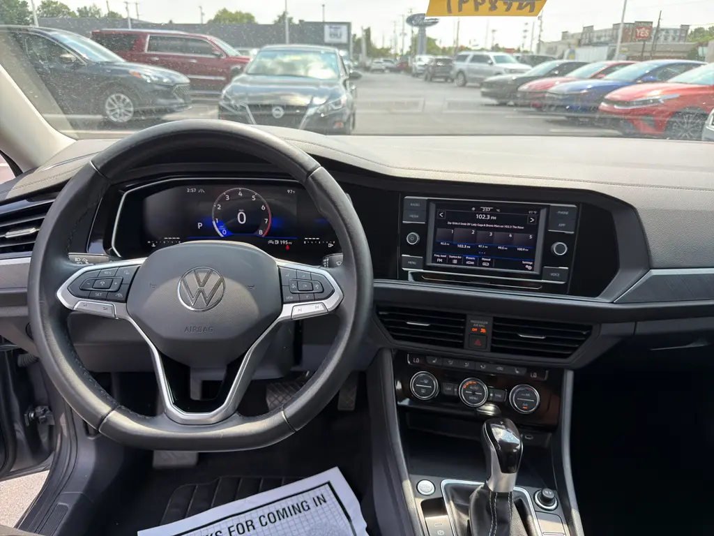 2024 Volkswagen Jetta - $21,995