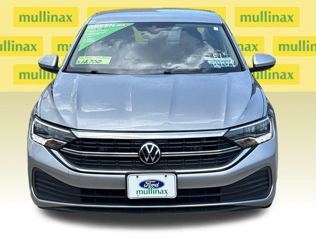 2024 Volkswagen Jetta - $17,800