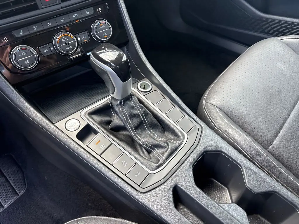2024 Volkswagen Jetta - $17,800