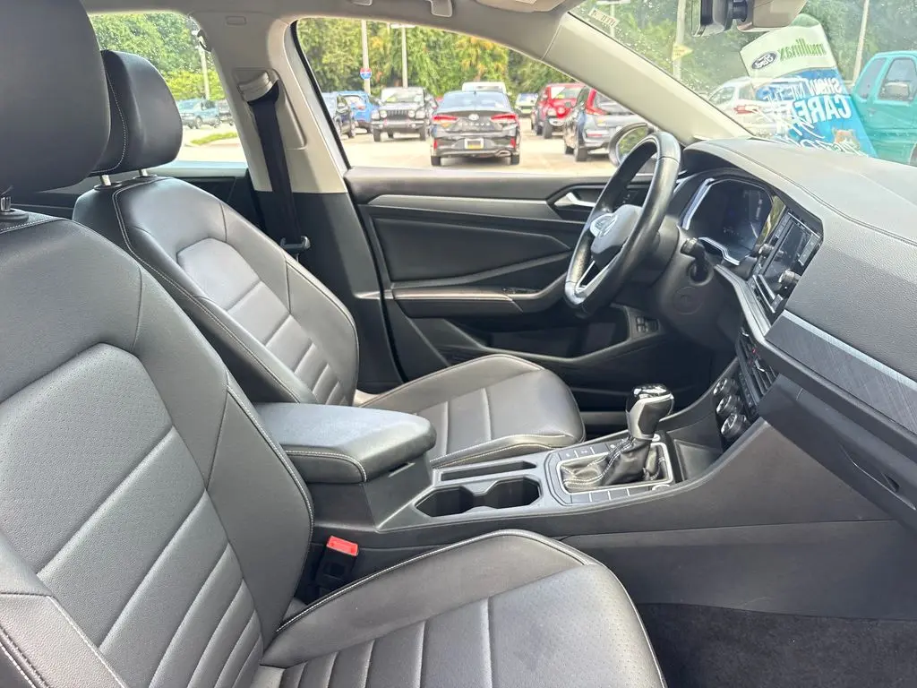 2024 Volkswagen Jetta - $17,800