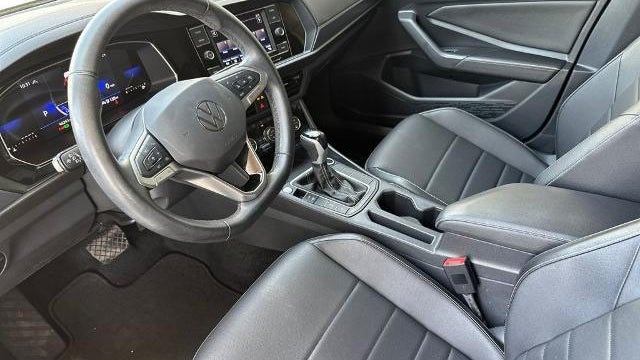 2023 Volkswagen Jetta SE