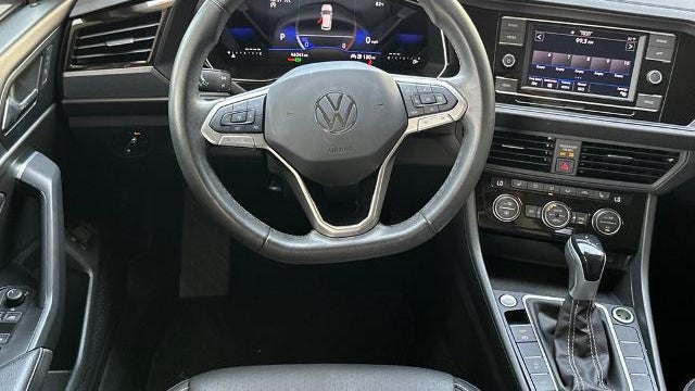 2023 Volkswagen Jetta SE
