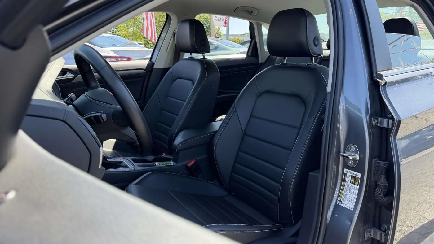 2024 Volkswagen Jetta SE