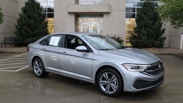 Preowned 2024 Volkswagen Jetta SE for Sale