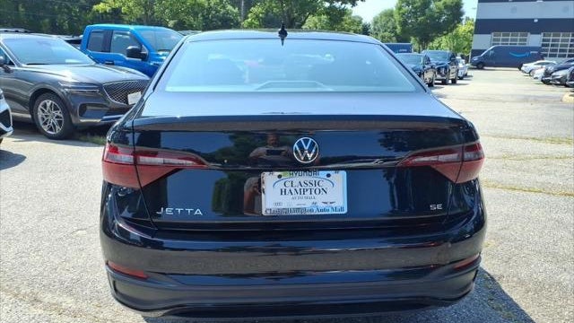 2024 Volkswagen Jetta SE