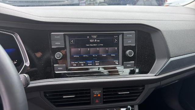 2023 Volkswagen Jetta SE